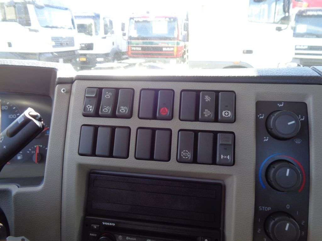 VOLVO FL 210 + Pto + Euro 6 autotransporter - Photo 15